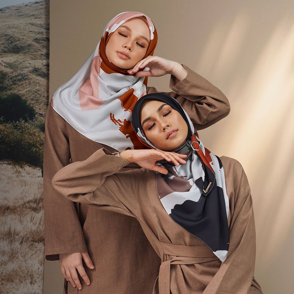 Wayfarer Spain TudungPeopleBN